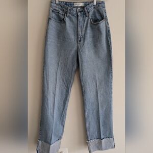 Abercrombie and Fitch 90s relaxed Jean high rise curve love jeans 34 inches LONG